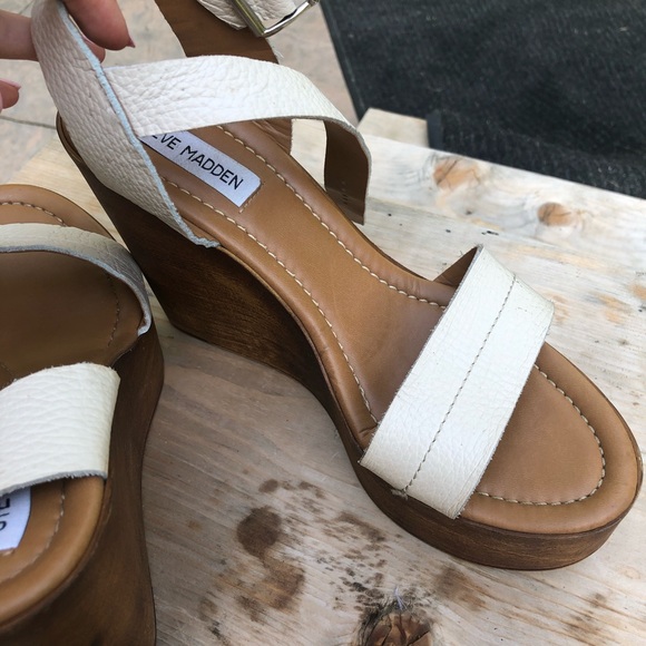 Steve Madden wedge - Picture 3 of 5